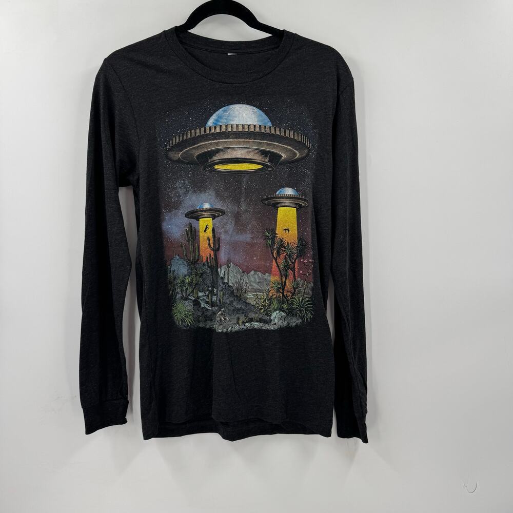 NWOT Curbside ufo long sleeve t shirt